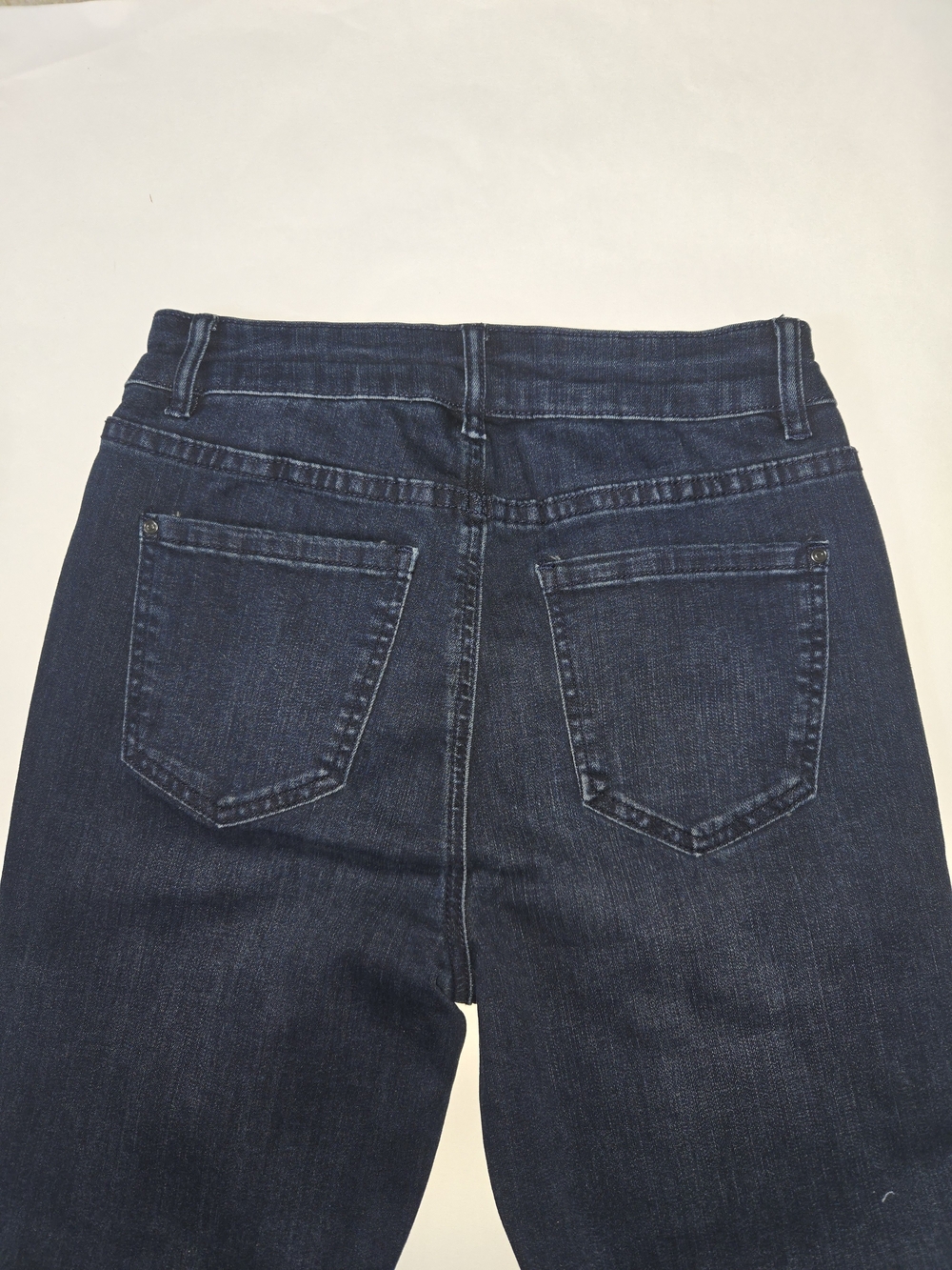 CHARLIE B Dark Wash Studded Frayed Hem Women's Jeans Size 2 NWT - Picture 6 of 10